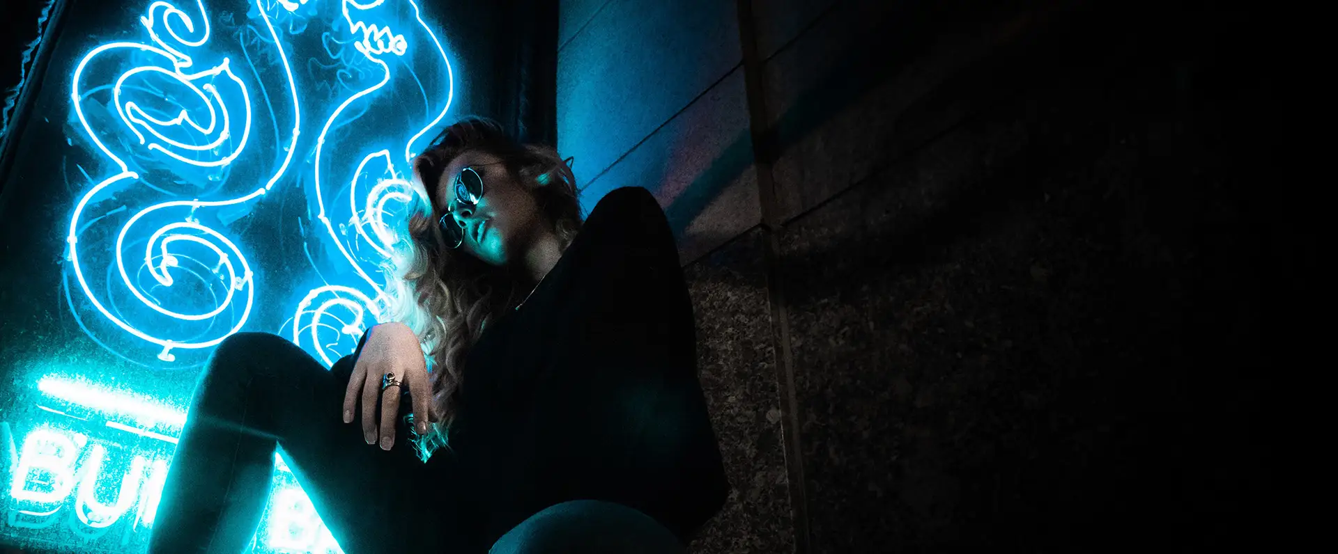 Sinais de logotipo de néon personalizados